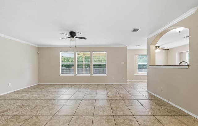 rental at 10202  Roseangel Ln in Helotes, TX — photo 5
