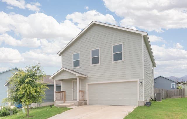 rental at 14042  Wool Park in San Antonio, TX — photo 1
