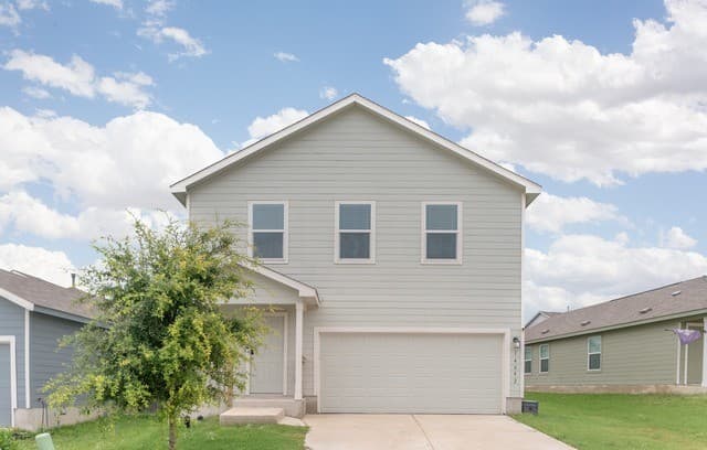 rental at 14042  Wool Park in San Antonio, TX — photo 2