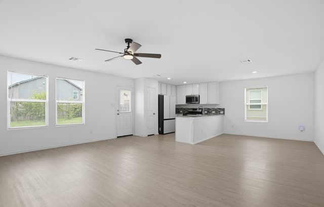 rental at 14042  Wool Park in San Antonio, TX — photo 3
