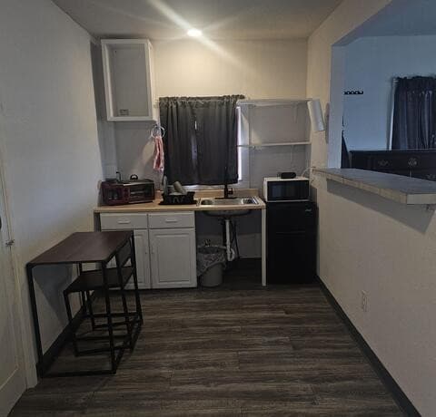 rental at 1211  Gladstone Unit A in San Antonio, TX — photo 2