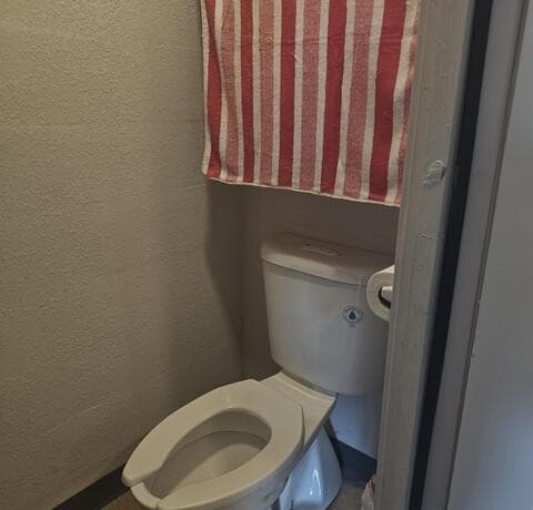 rental at 1211  Gladstone Unit A in San Antonio, TX — photo 3