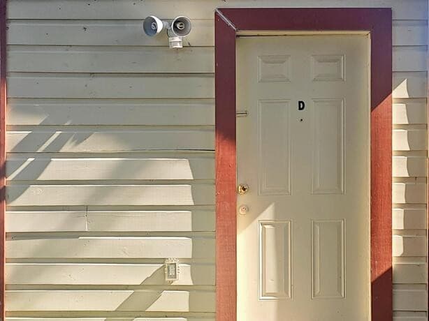 rental at 1211  Gladstone Unit D in San Antonio, TX — photo 1