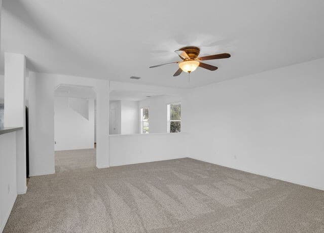 rental at 12115  Glendale Park in San Antonio, TX — photo 4
