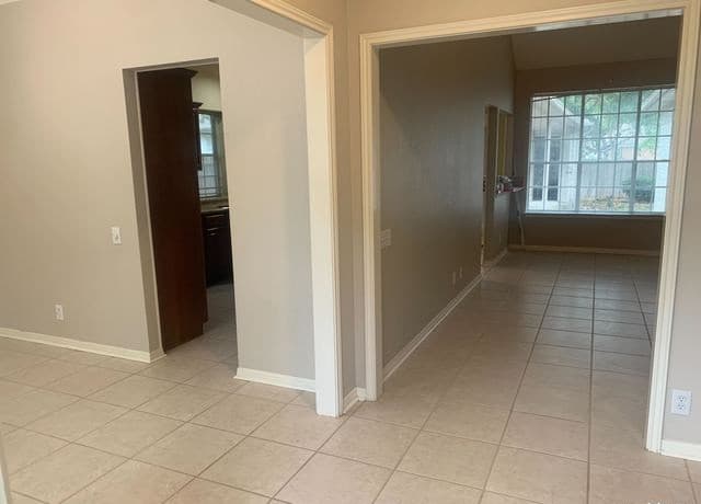 rental at 4410  Shavano Cross in San Antonio, TX — photo 2
