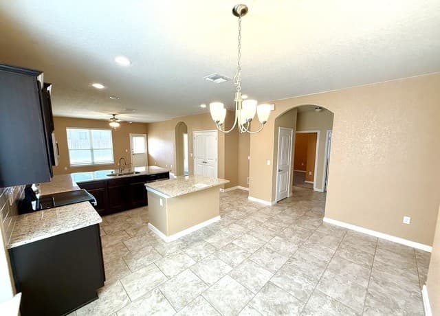 rental at 7126  Polo Downs in San Antonio, TX — photo 5