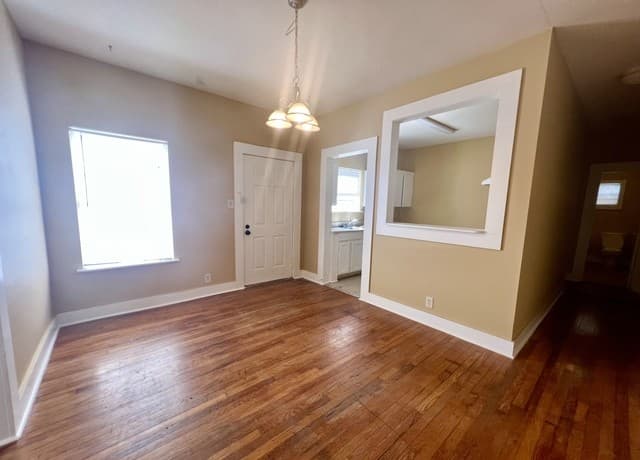 rental at 1506  Schley in San Antonio, TX — photo 5
