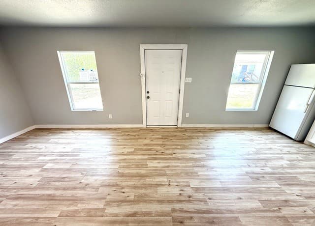 rental at 2630  Observation Drive Unit 3 in San Antonio, TX — photo 4