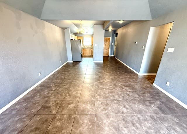 rental at 7243  Hardesty in San Antonio, TX — photo 5