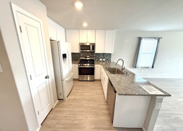 rental at 9826  Morgans Mills Rd in San Antonio, TX — photo 3