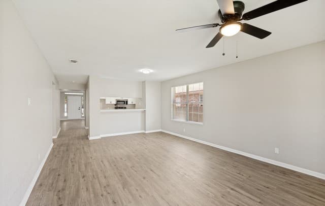 rental at 4807  Highland Farm in San Antonio, TX — photo 5