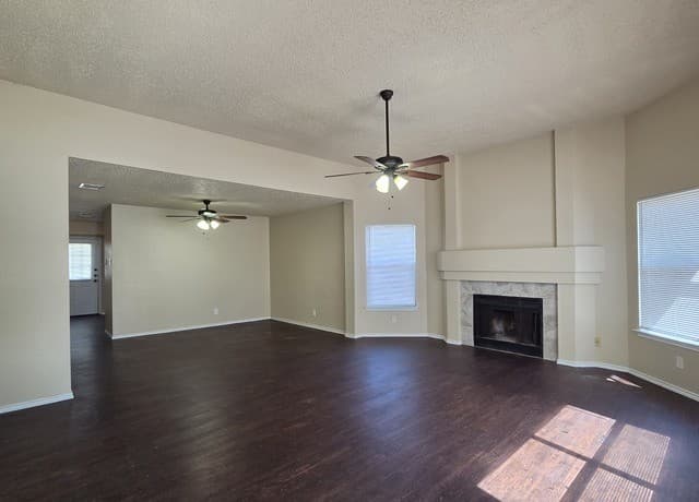 rental at 7123  Fallen Trail in San Antonio, TX — photo 4