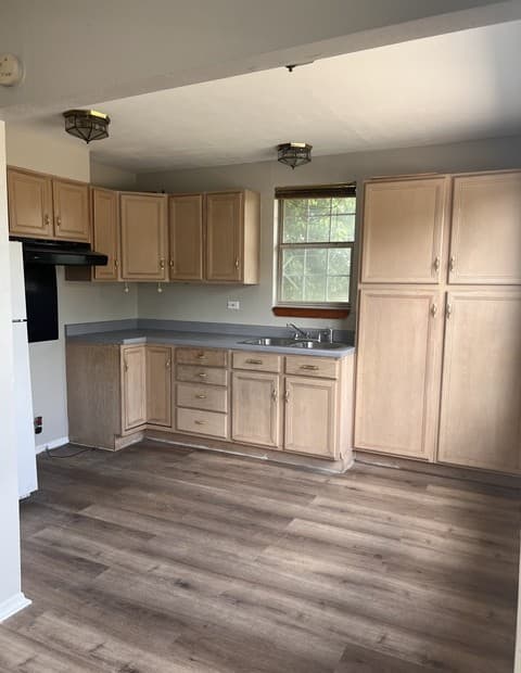 1-bedroom rental at 134 Cheyenne Ave Unit 2 in San Antonio, TX — photo 3