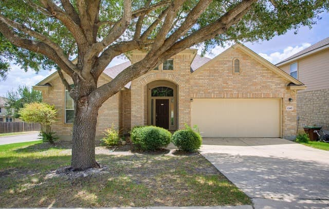 rental at 12602  Red Maple in San Antonio, TX — photo 1