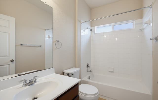 rental at 12602  Red Maple in San Antonio, TX — photo 4