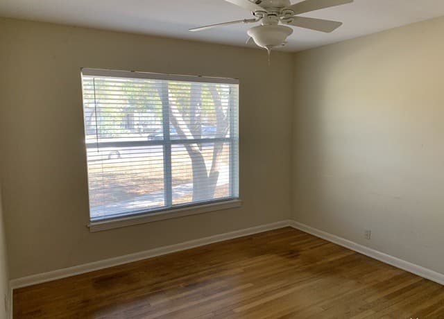 rental at 111  Laddie Pl Unit B in San Antonio, TX — photo 5