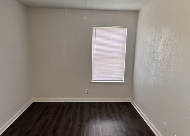 rental at 8003  Remuda Dr in San Antonio, TX — photo 3