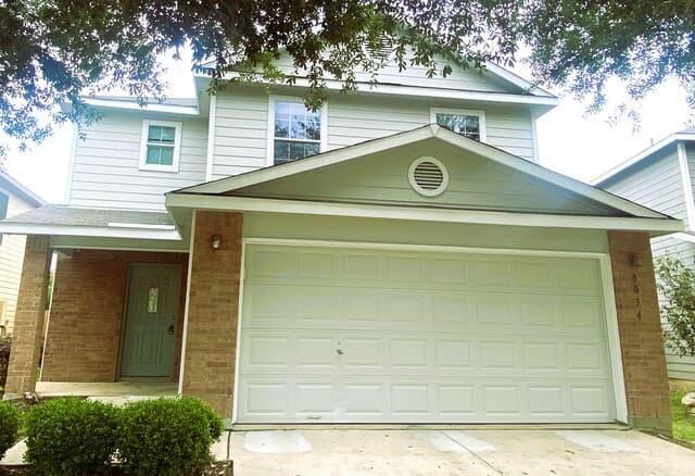 rental at 8034  Willow Country in San Antonio, TX — photo 2