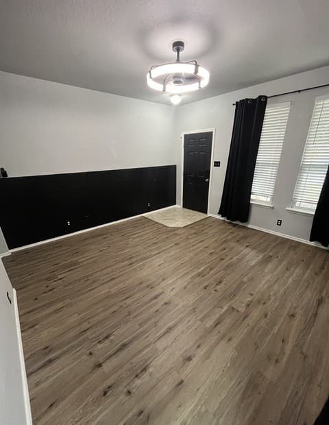 rental at 123  Reeves Gdn in San Antonio, TX — photo 3