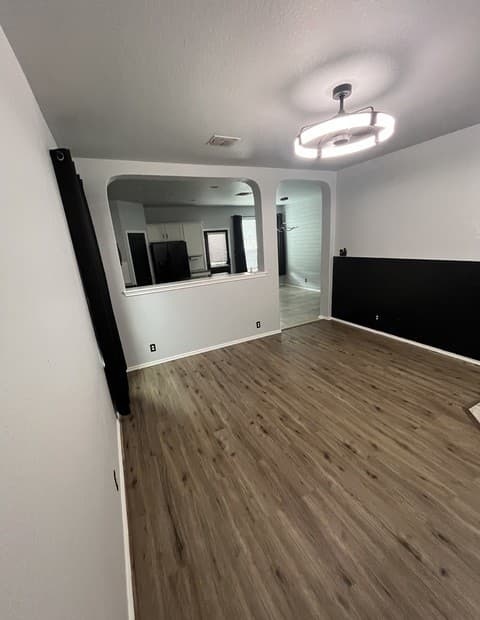 rental at 123  Reeves Gdn in San Antonio, TX — photo 4