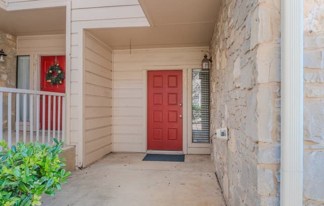 rental at 829 W Bitters Rd Unit APT 503 in San Antonio, TX — photo 3