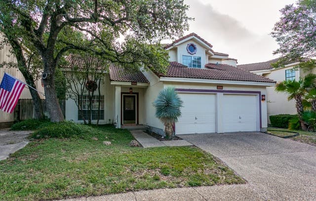 rental at 2535  Chestnut Bend in San Antonio, TX — photo 2