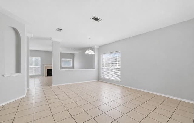 rental at 20  Nikita Dr in San Antonio, TX — photo 2