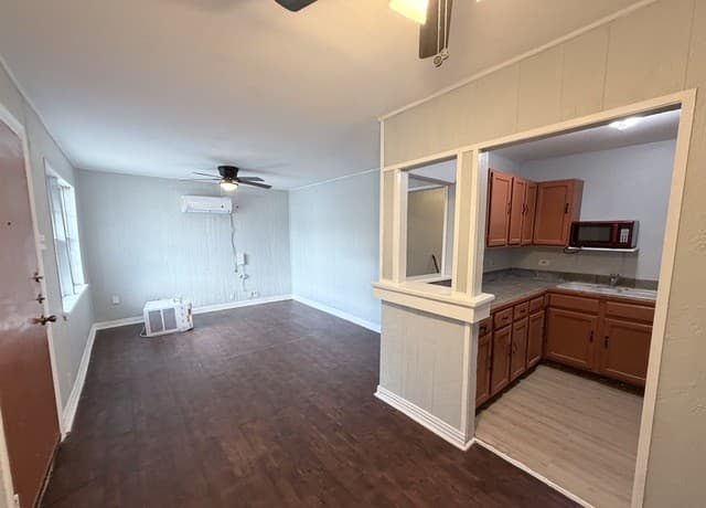 rental at 1224  San Angelo in San Antonio, TX — photo 2