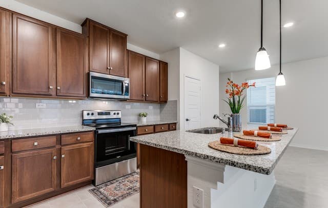 rental at 14839  Vance Jackson Unit 304 in San Antonio, TX — photo 2