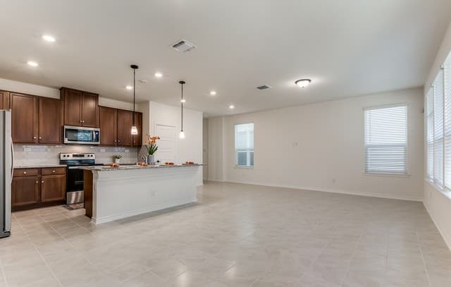 rental at 14839  Vance Jackson Unit 304 in San Antonio, TX — photo 4
