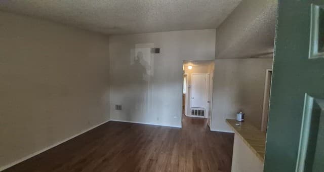 rental at 5201  Meadow Field Unit 4 in San Antonio, TX — photo 1