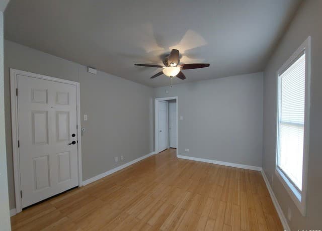1-bedroom rental at 455 Eleanor Ave Unit 2 in San Antonio, TX — photo 3