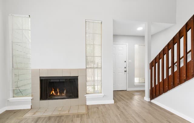 rental at 6710  Windsor Holw in San Antonio, TX — photo 4