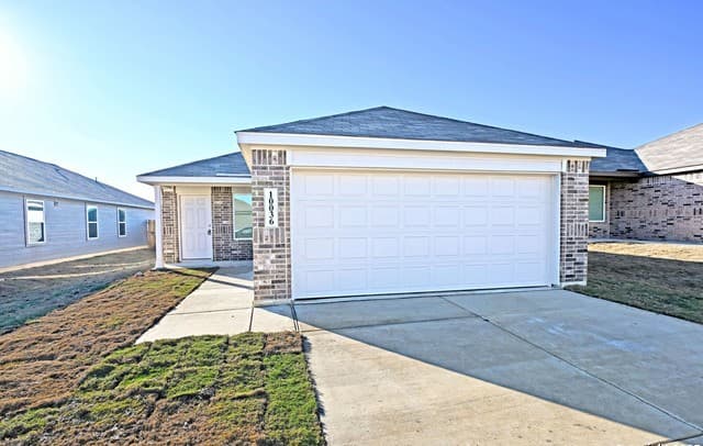 rental at 10036  Mather Way in Converse, TX — photo 1