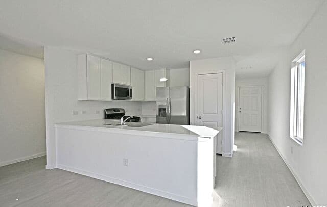 rental at 10036  Mather Way in Converse, TX — photo 4