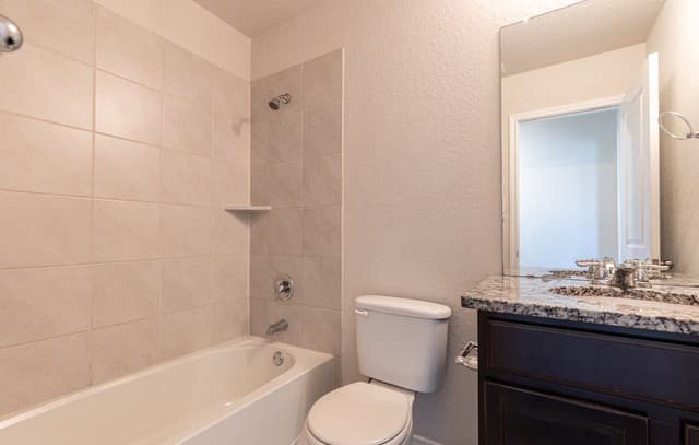 rental at 118  Fiery Topaz in San Antonio, TX — photo 5