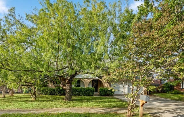 rental at 4206  Burnt Rdg in San Antonio, TX — photo 2