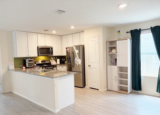 rental at 8935  Astral Pl in San Antonio, TX — photo 1