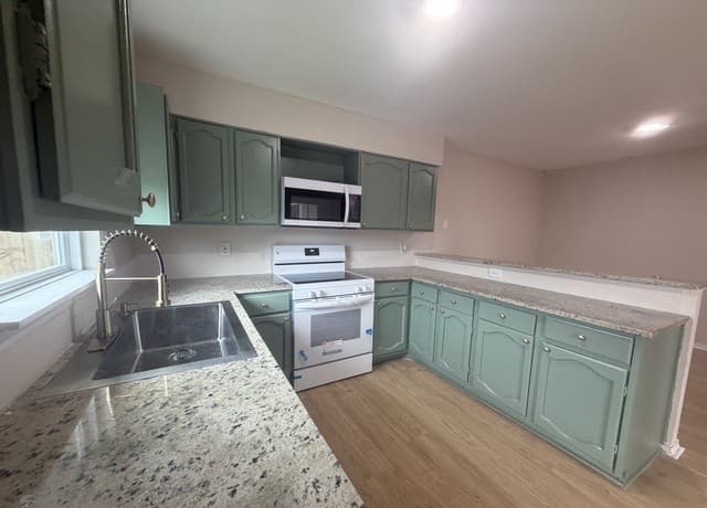 rental at 1303  Klondike in San Antonio, TX — photo 5