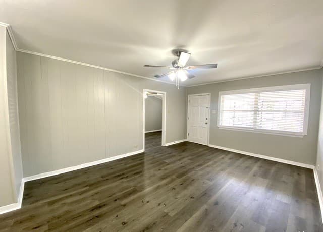 rental at 178  Sweetbriar Ave in San Antonio, TX — photo 4