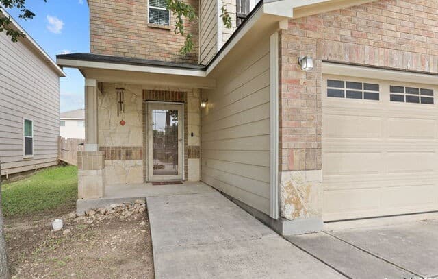 rental at 9227  Silver Vis in San Antonio, TX — photo 4