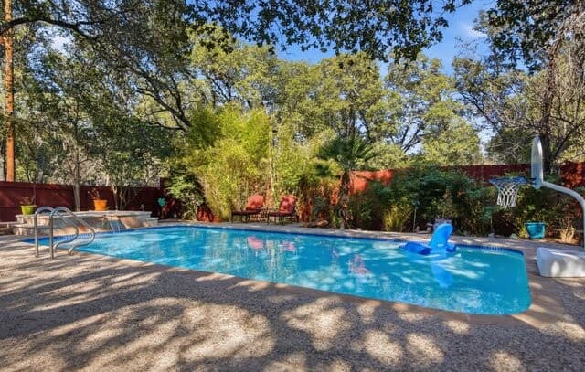 rental at 103  Roleto Drive in San Antonio, TX — photo 3
