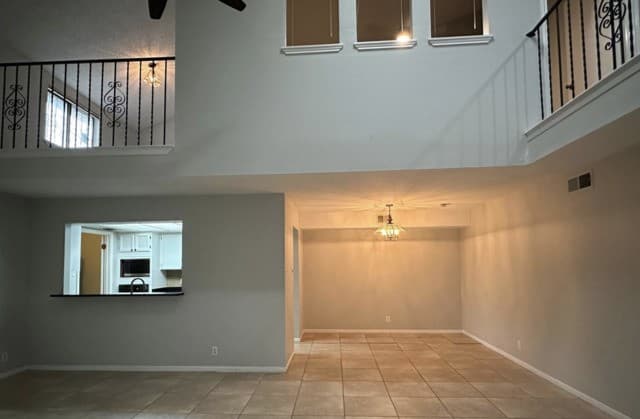 rental at 5815  Rue Royale in San Antonio, TX — photo 3