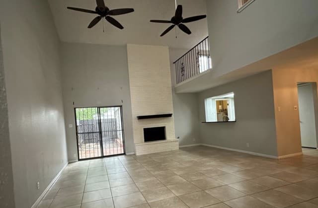 rental at 5815  Rue Royale in San Antonio, TX — photo 4