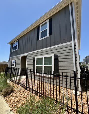 rental at 10818  Emerick St in San Antonio, TX — photo 2