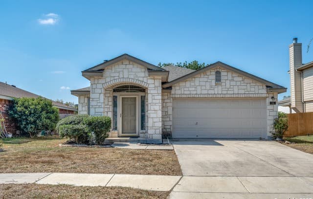 rental at 346  Lucille in Converse, TX — photo 1
