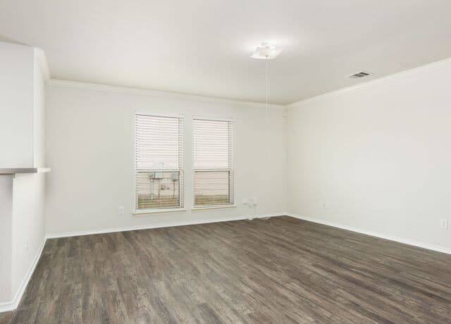 rental at 4307  Camfield in San Antonio, TX — photo 5