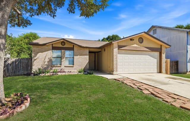 rental at 9039  Koenig in San Antonio, TX — photo 1