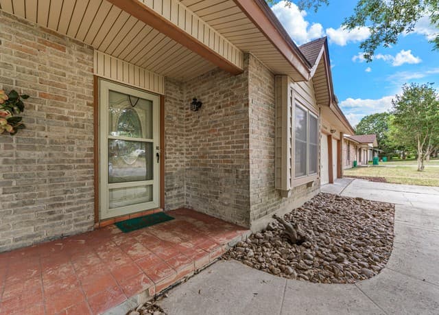rental at 12509  Sandpiper in Live Oak, TX — photo 3