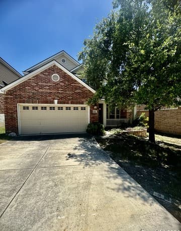 rental at 952  Persian Gdn in San Antonio, TX — photo 2